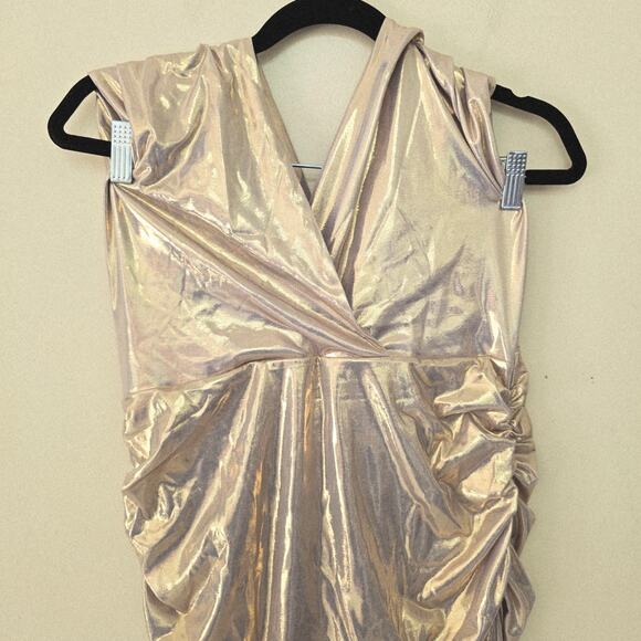 NWT Oh Polly Dalilah Metallic Maxi Gown Hooded A Light Gold Women's Size US 10 - Picture 7 of 12